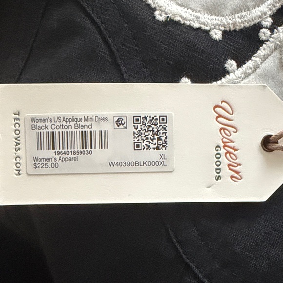 Tecovas Black and White Dress - Picture 5 of 7